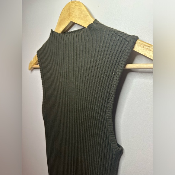 Green dress size M. Great condition - Picture 3 of 4